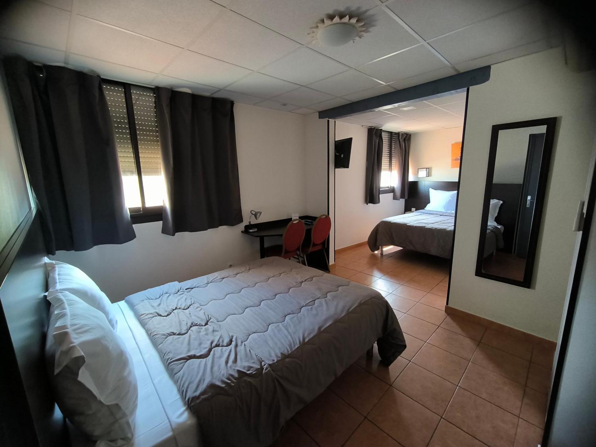 Hotel L'Hacienda マルティーグ エクステリア 写真